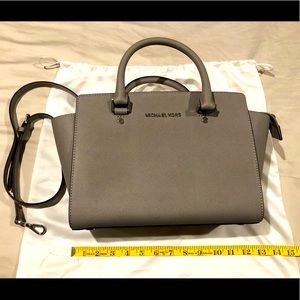 Michael Kors purse